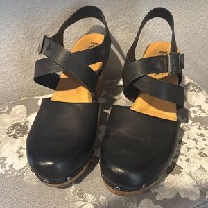 Korks Abloom Strappy Studded Clog Platform Slingback Pump Women's Size 8 Black